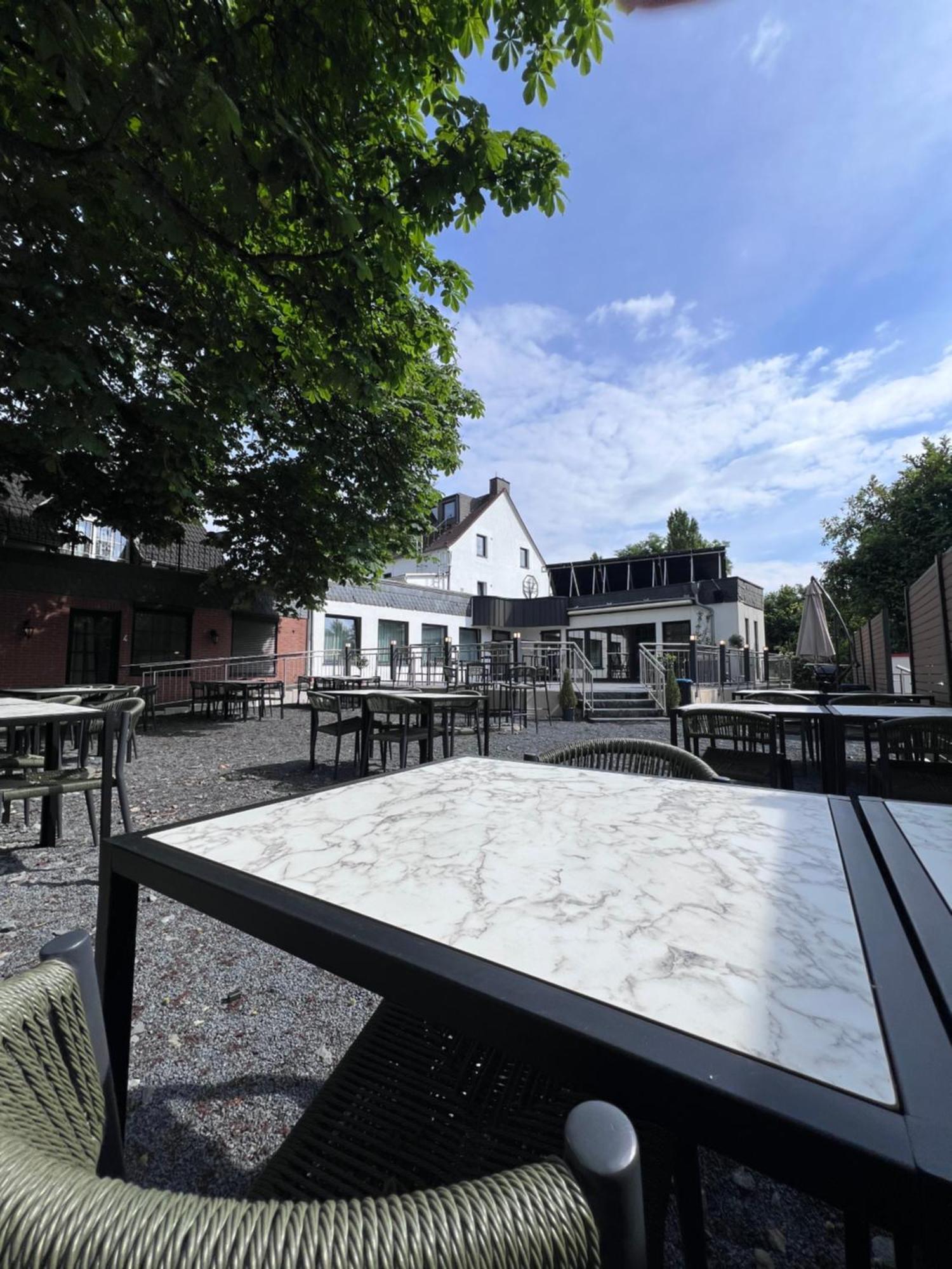 Haus Kuckenberg Hotel Burscheid Exterior foto